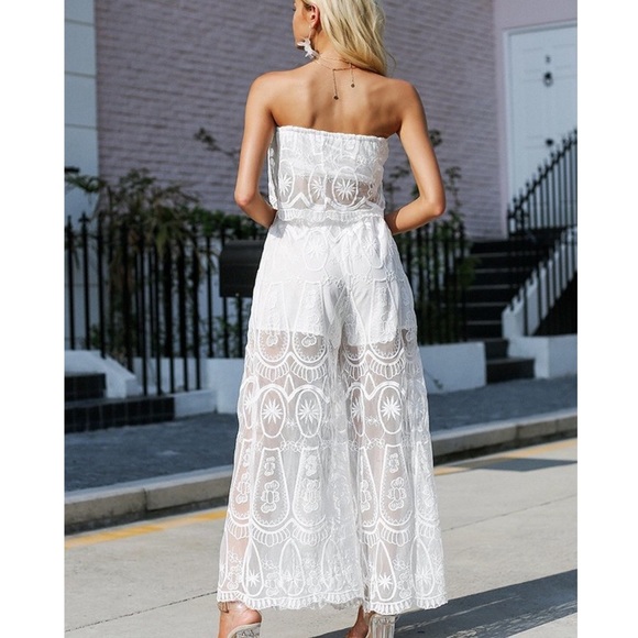 Floral Lace Set - Picture 2 of 3